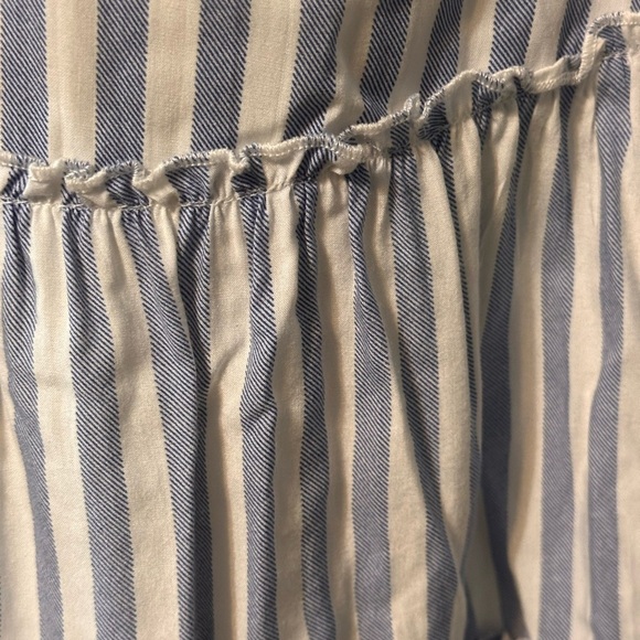 Hem And Thread SZ Small Blue And White Flowy Striped Top. Tie Front Accent. - Picture 3 of 7